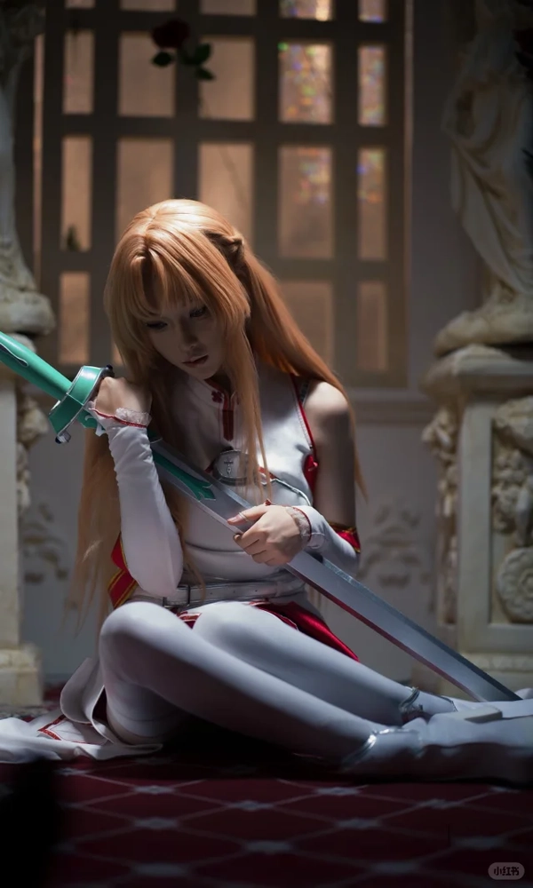 ảnh asuna cosplay buồn