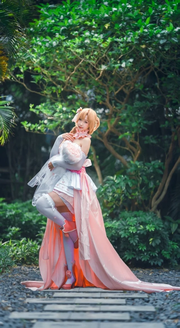 ảnh asuna cosplay được yêu thích nhất