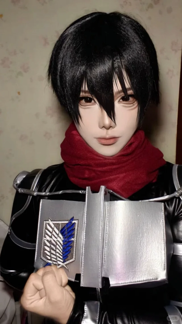 ảnh attack on titan mikasa cosplay