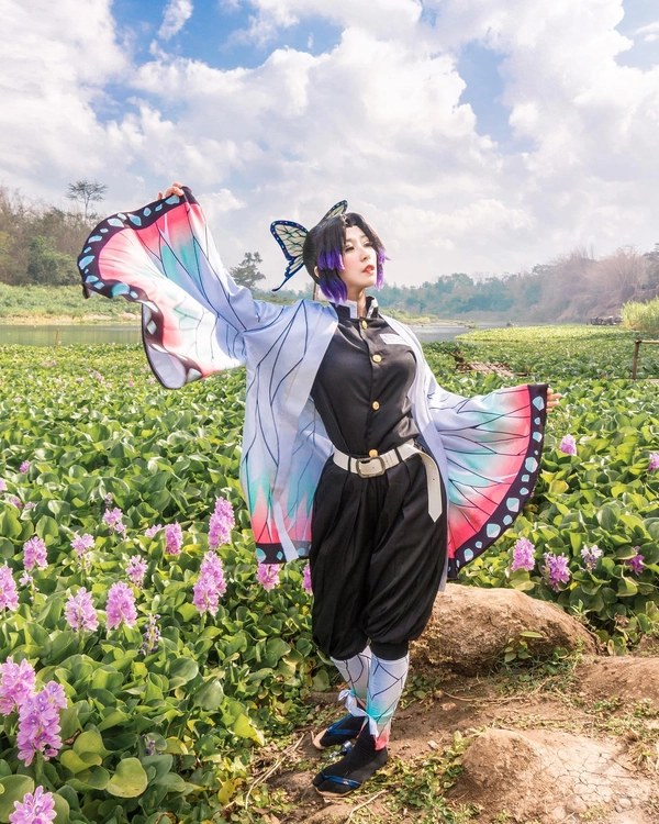 ảnh cosplay Shinobu Kouchou hài hước