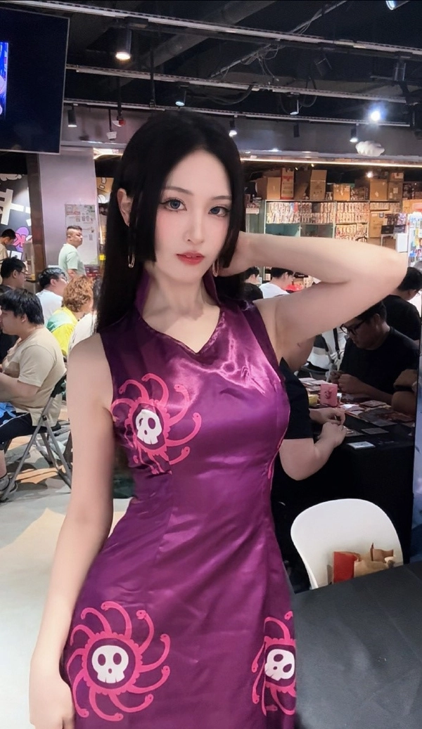 ảnh cosplay boa hancock