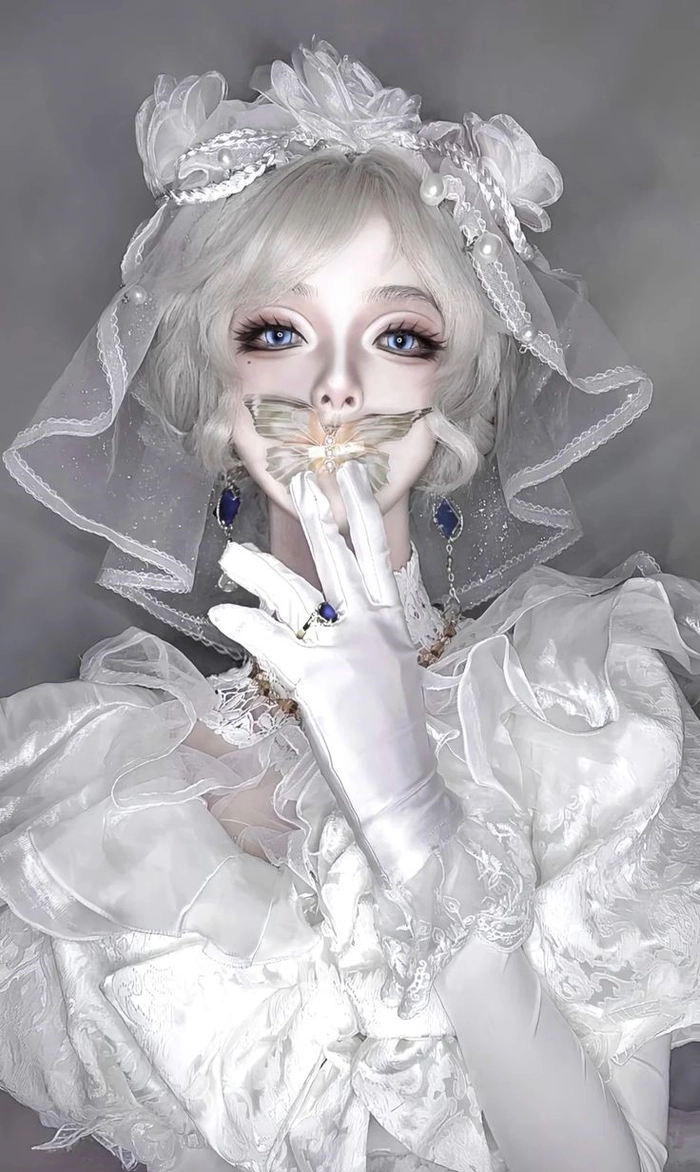 ảnh cosplay ma nữ trắng tinh