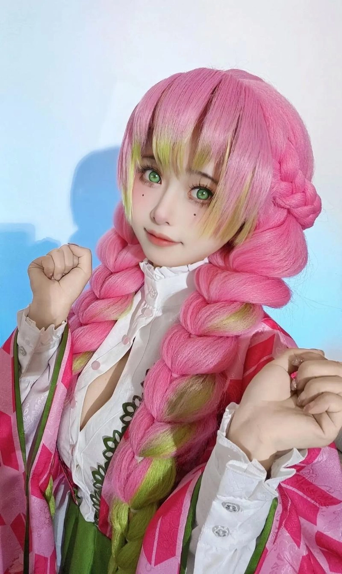 ảnh cosplay mitsuri đáng yêu