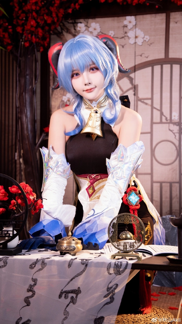 ảnh gái cosplay ganyu dễ thương