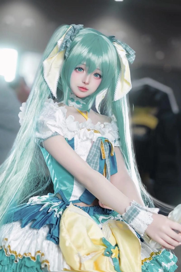 ảnh gái đẹp cosplay hatsune miku
