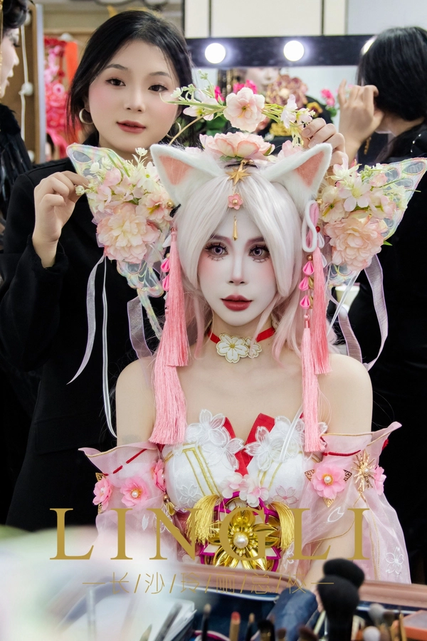 ảnh gái xinh cosplay cuốn hút