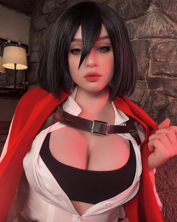 ảnh gái xinh cosplay mikasa vú to