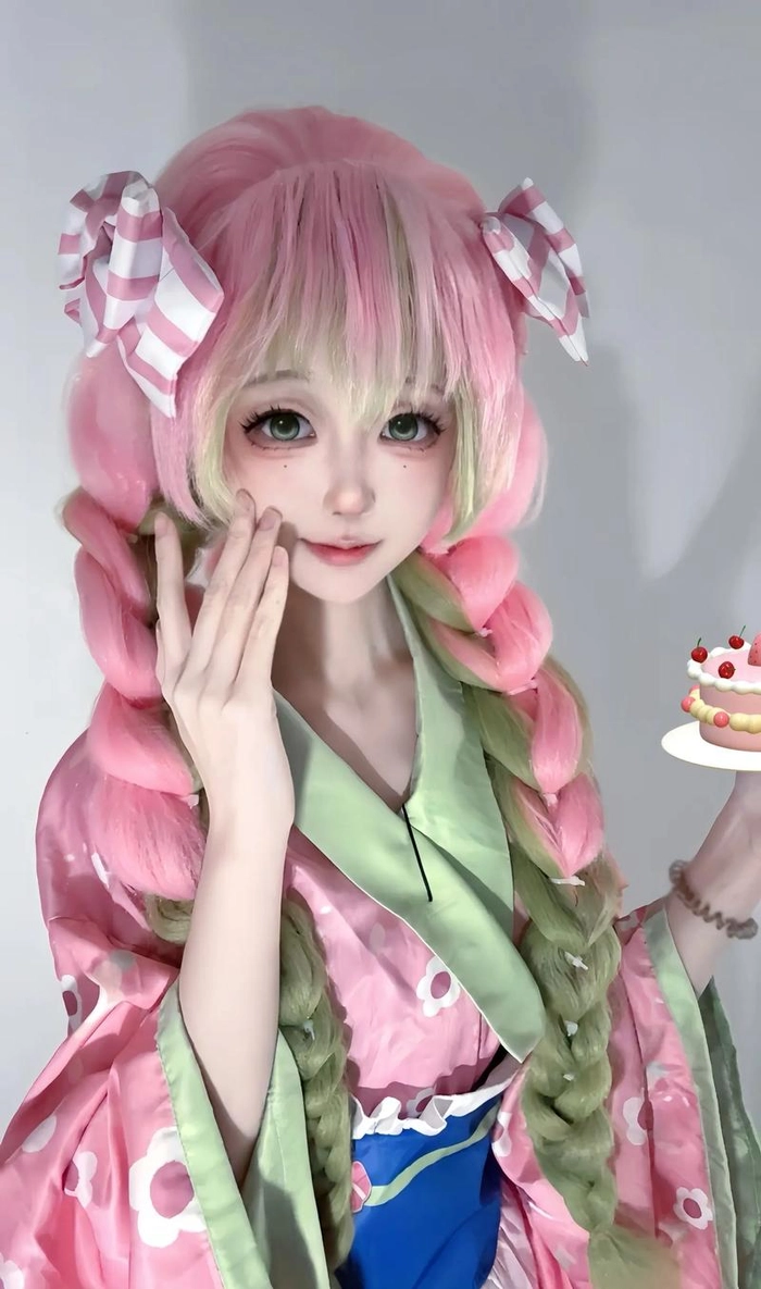 ảnh gái xinh cosplay mitsuri trung quốc