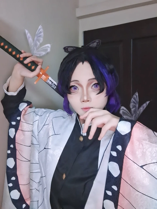 ảnh girl cosplay Shinobu Kouchou