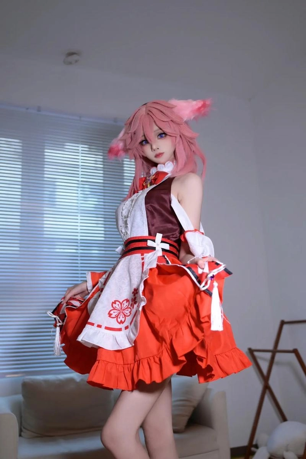 ảnh miko cosplay ấn tượng nhất