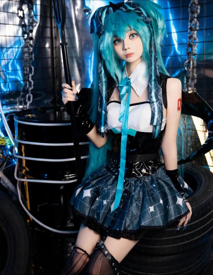 ảnh miku cosplay lung linh