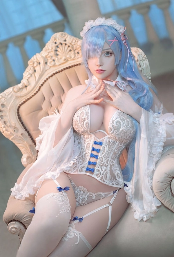 ảnh re zero rem cosplay bikini