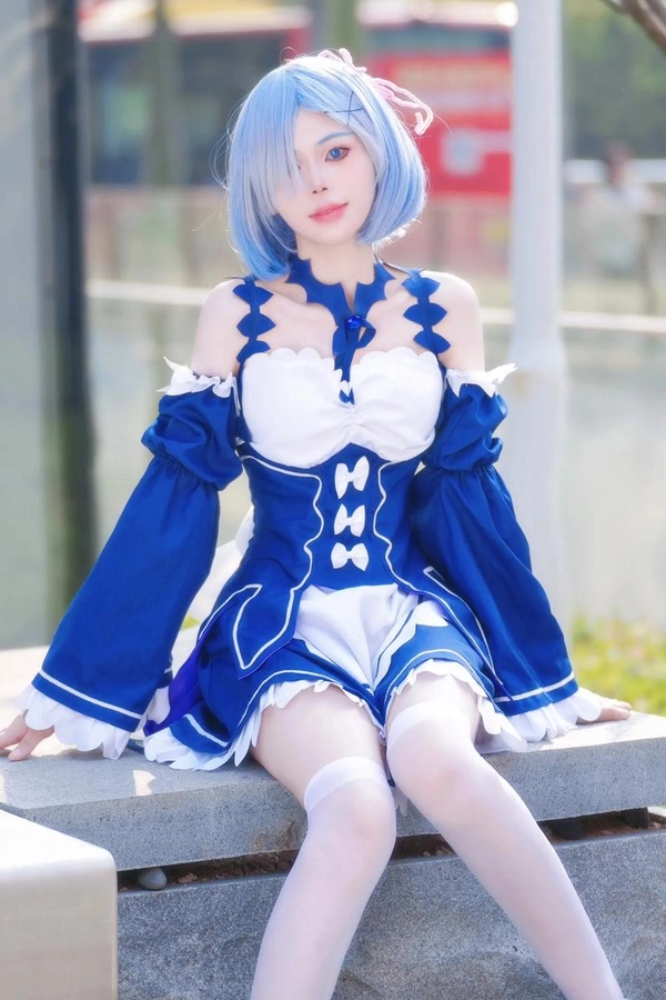 ảnh rem cosplay đẹp