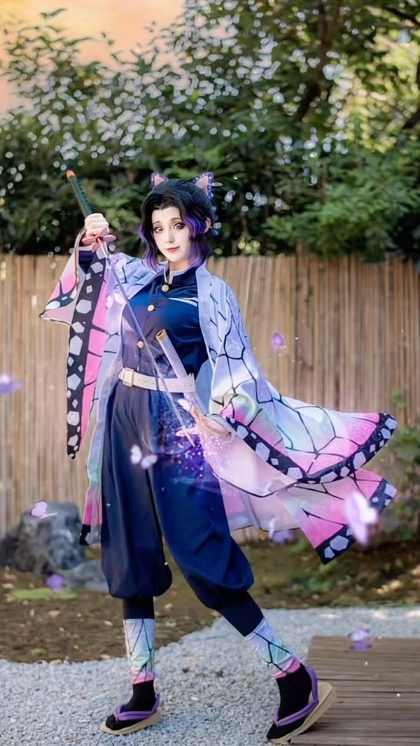 ảnh shinobu cosplay​ xinh đẹp
