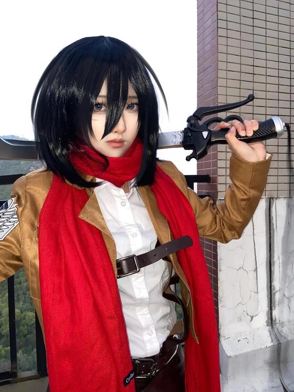 aot mikasa cosplay ngầu