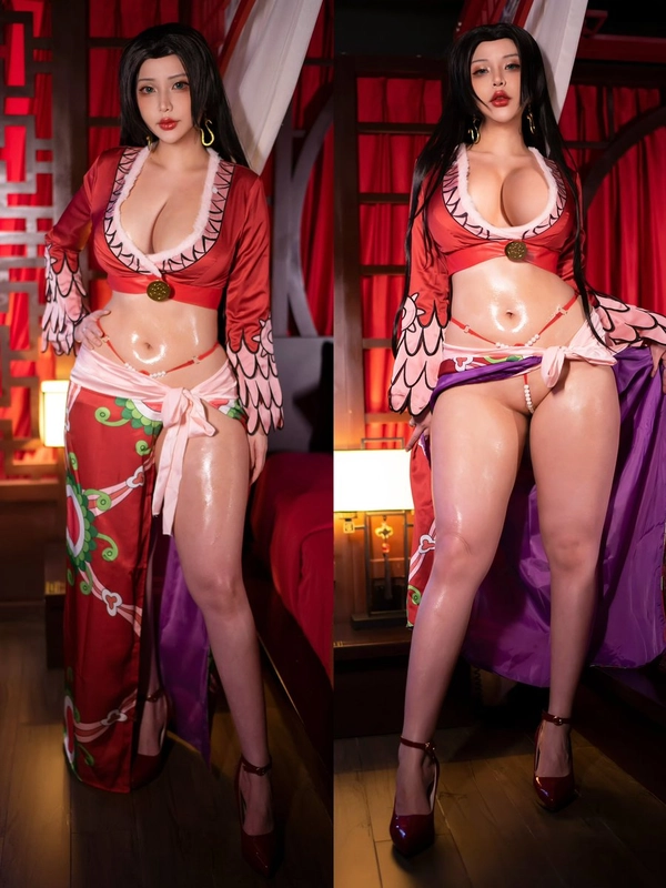 boa hancock cosplay​ sexy