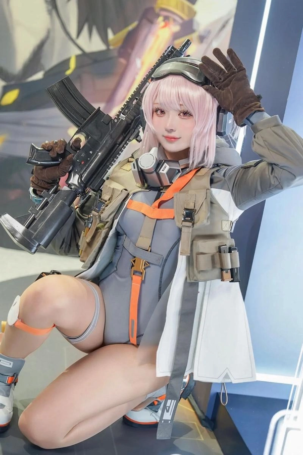 cosplay anime nữ thần thái