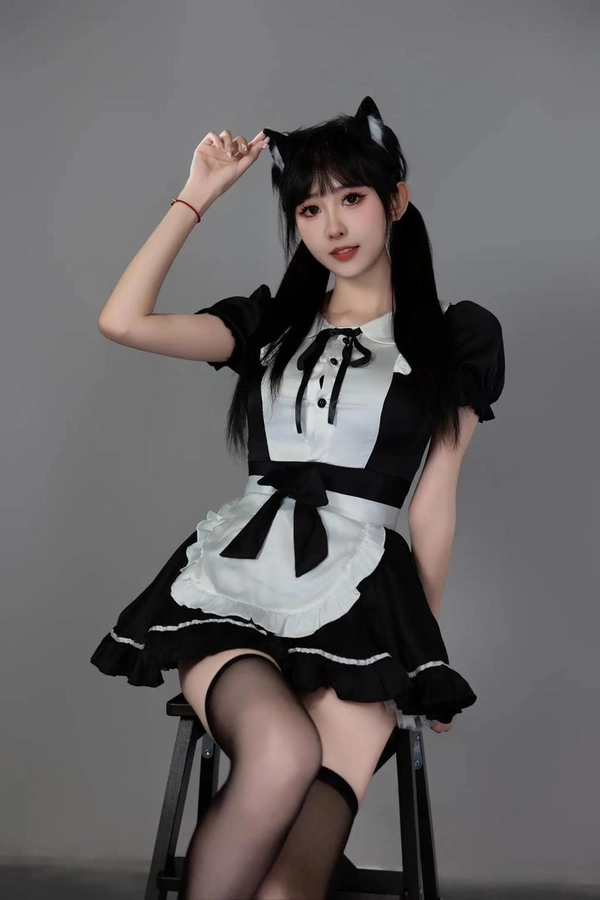 cosplay hầu gái​