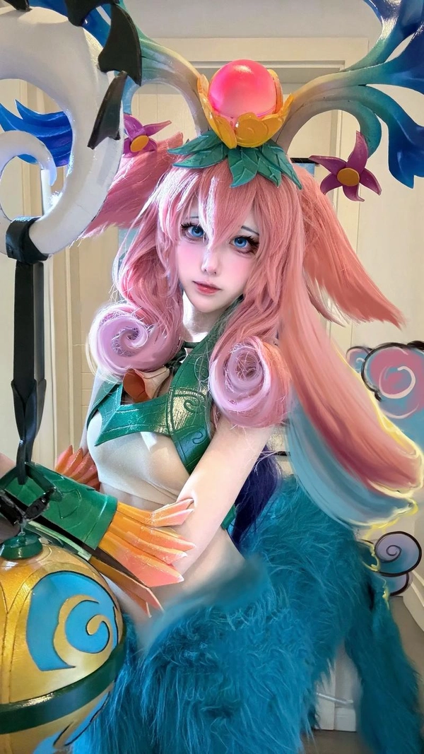 cosplay liên quân bổ mắt
