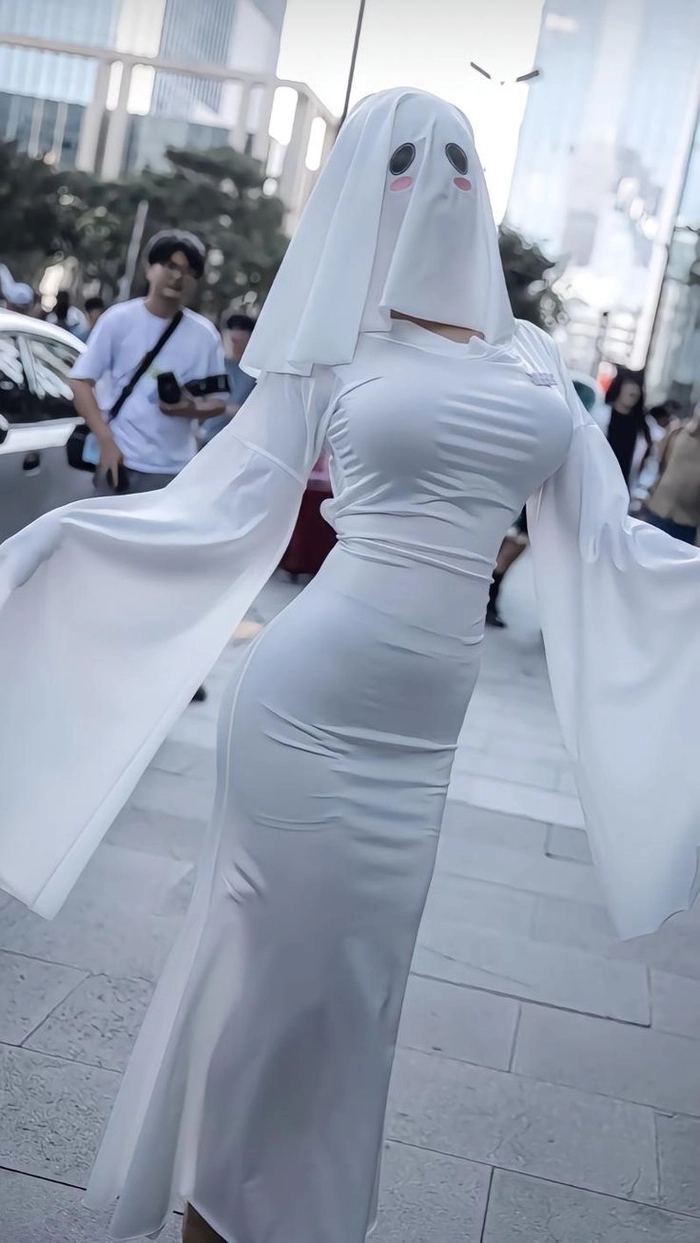 cosplay ma nữ chất