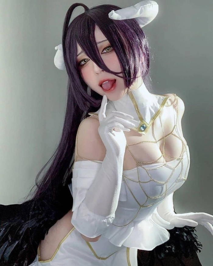 cosplay ma nữ to tròn