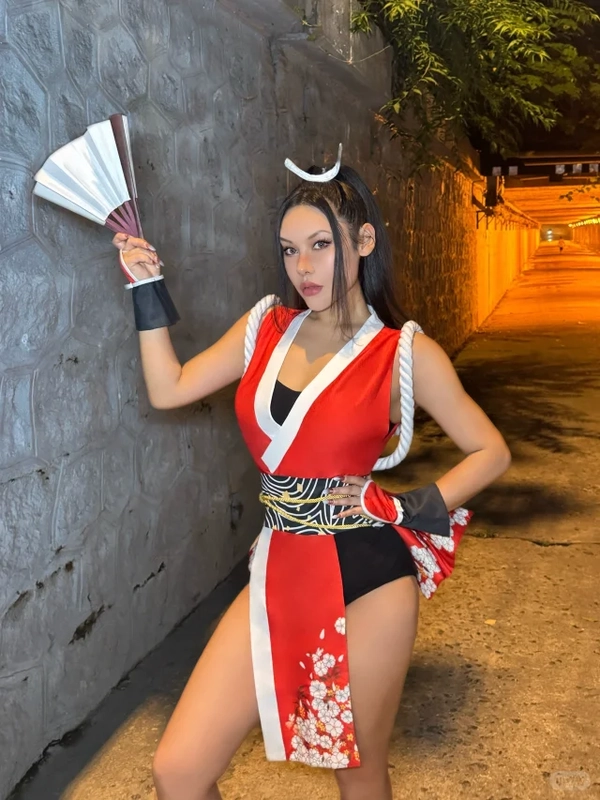 cosplay mai shiranui gợi cảm