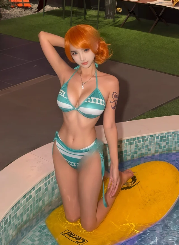 cosplay nami mặc bikini