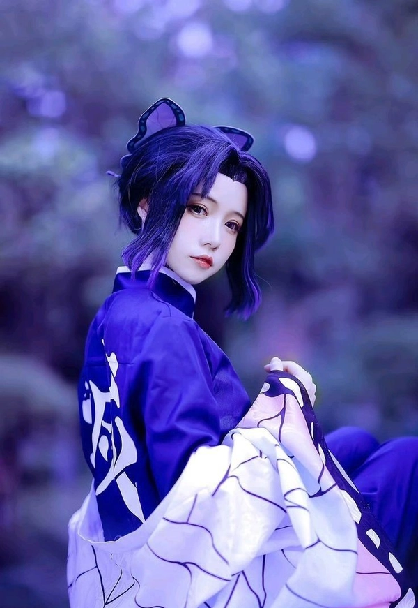 gái xinh cosplay Shinobu Kouchou