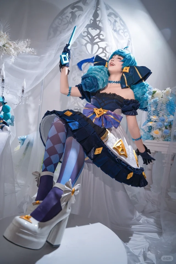 gái xinh cosplay liên quân