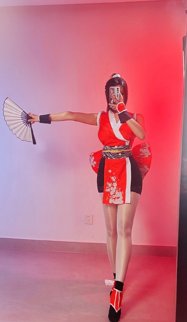 gái xinh cosplay mai shiranui HD