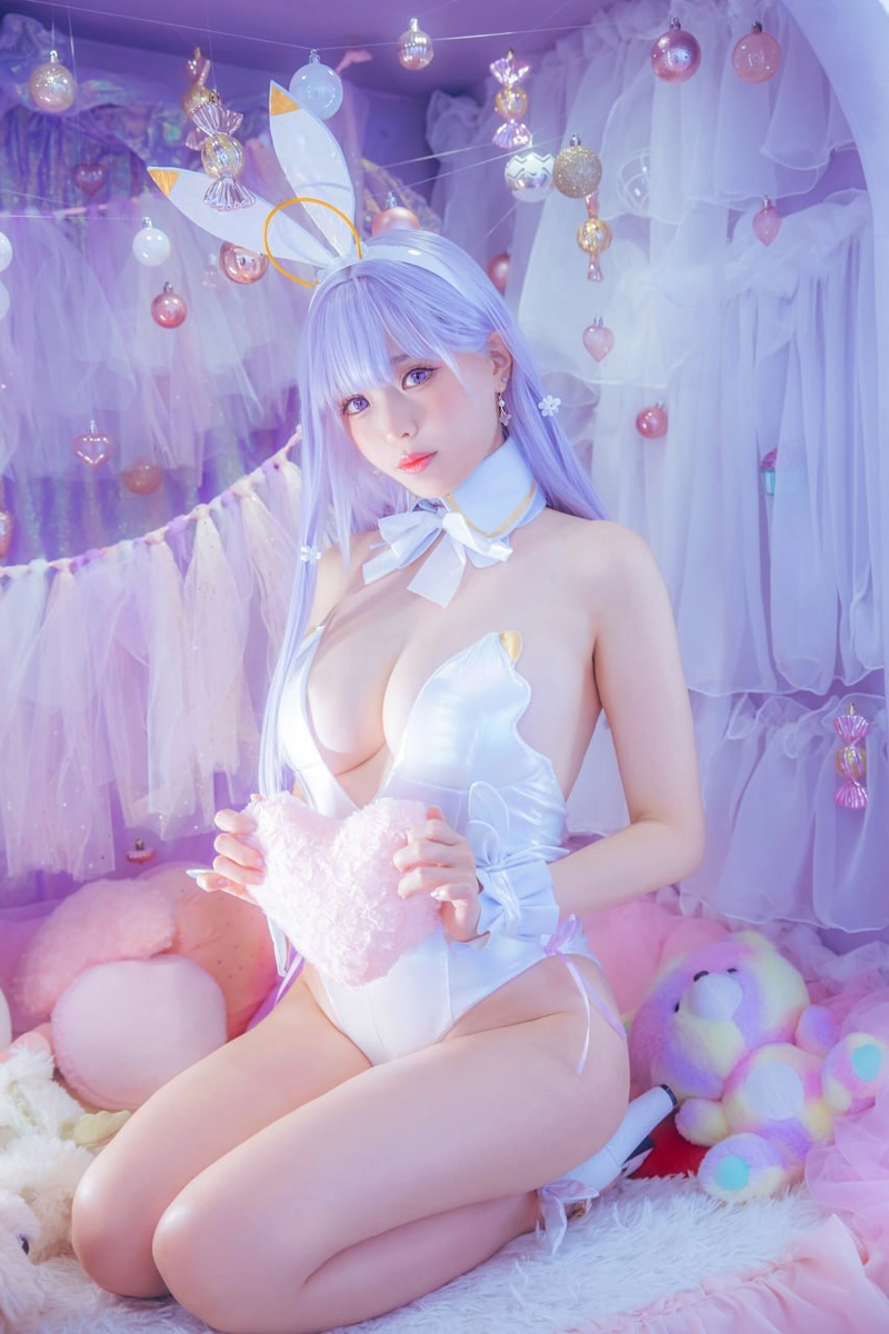 gái xinh cosplay thiếu vải