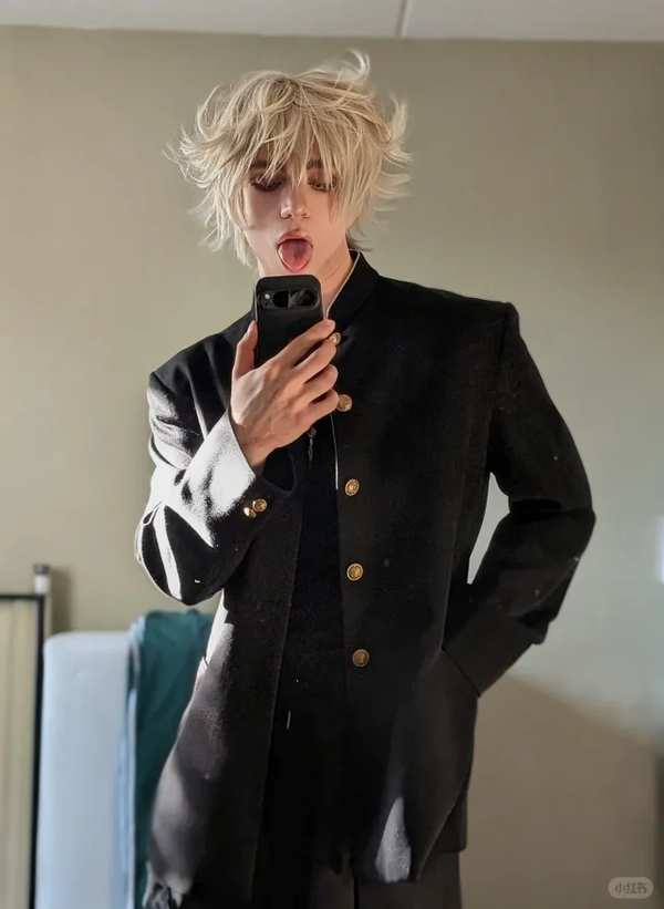 gojo cosplay hài hước