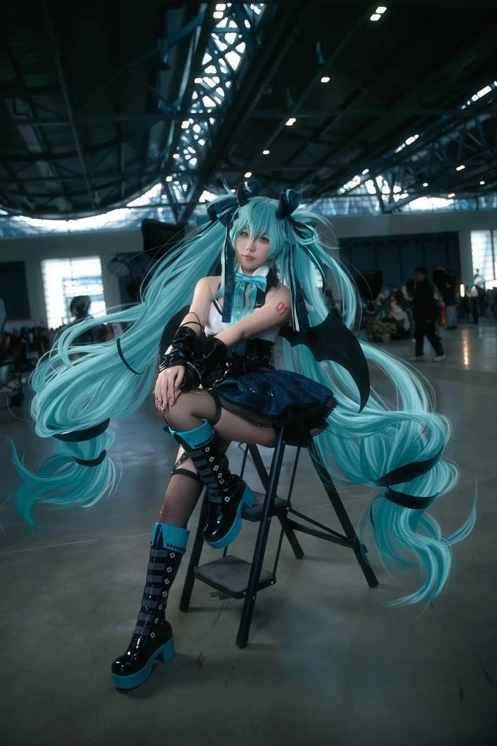 halloween hatsune miku cosplay
