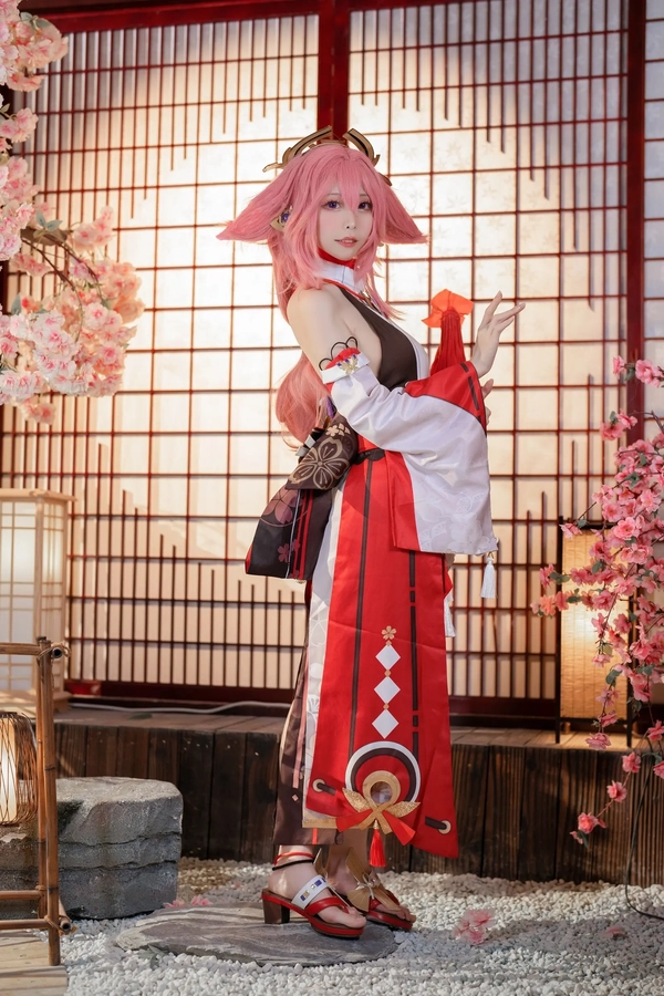 hình cosplay yae miko​ đáng yêu