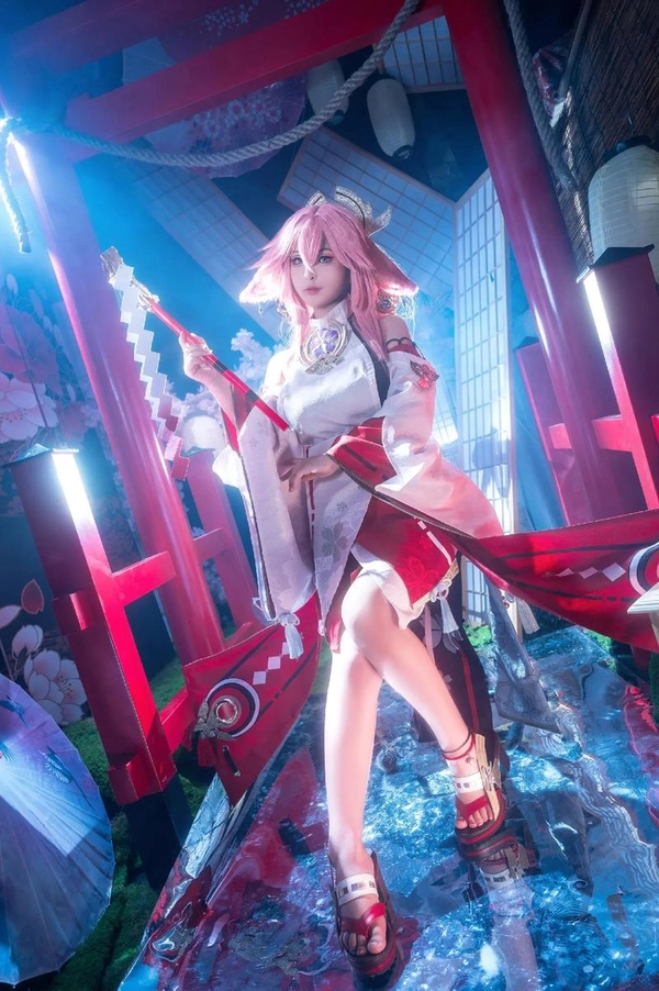 hình cosplay yae miko​ đẹp