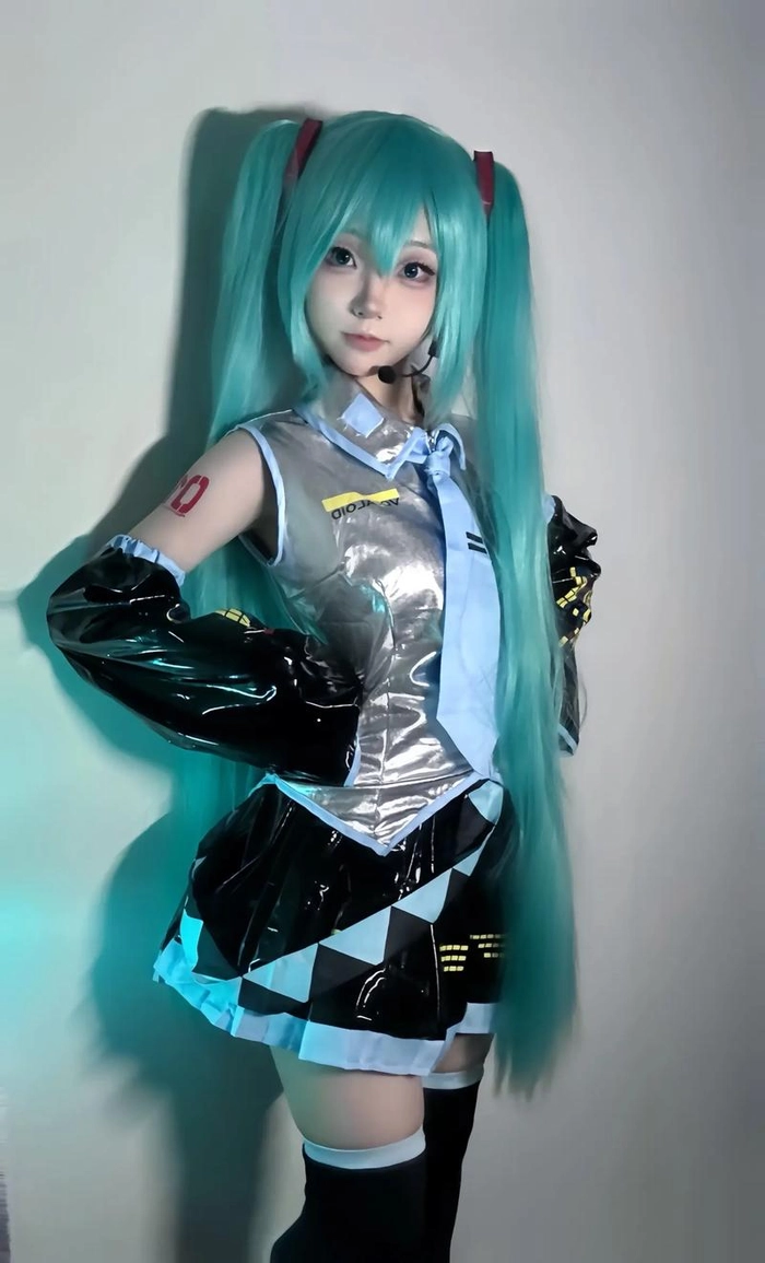 miku cosplay dễ thương