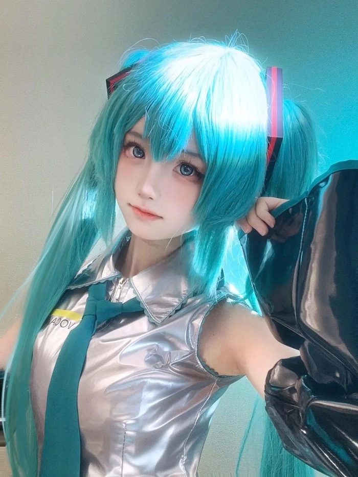 miku cosplay