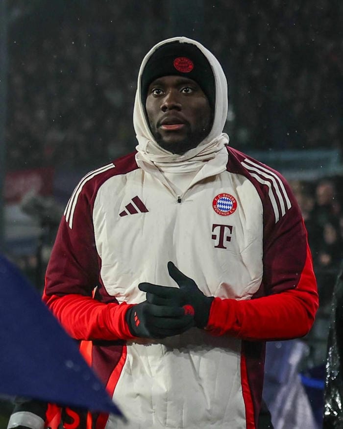 anh-alphonso-davies (12)