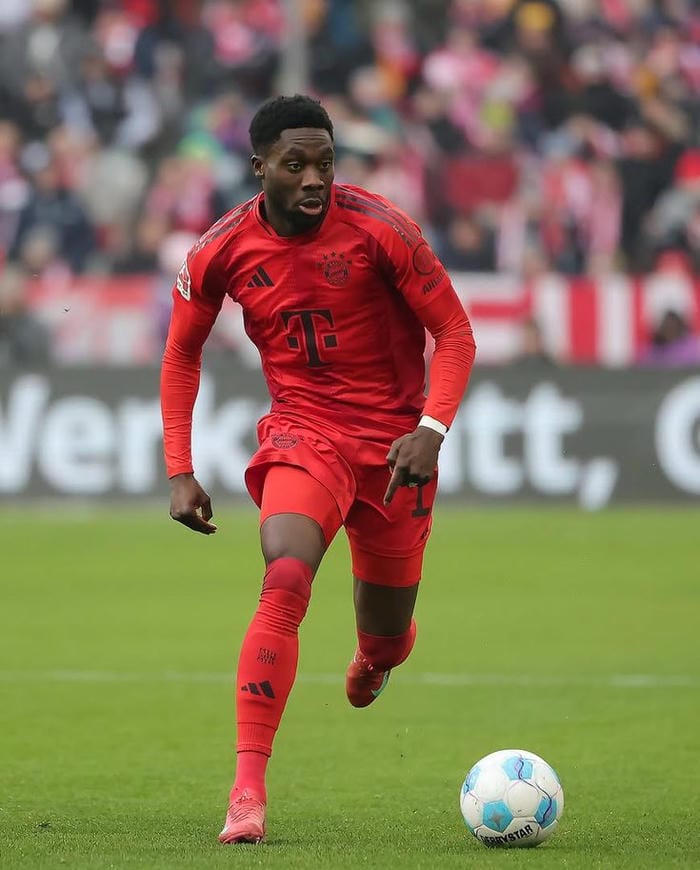 anh-alphonso-davies (13)