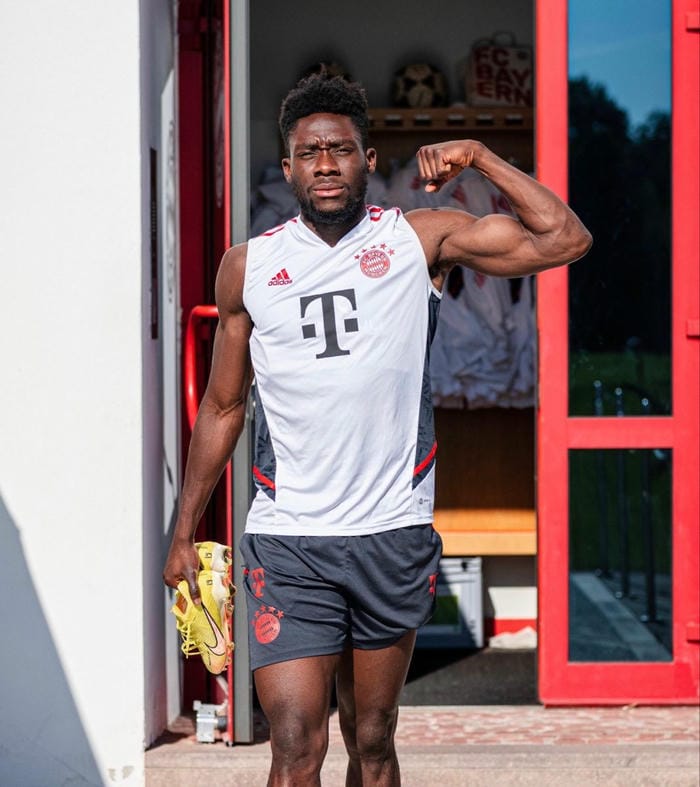 anh-alphonso-davies (18)