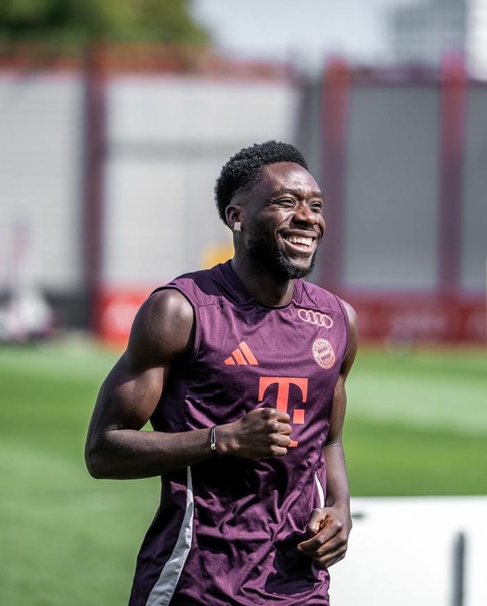 anh-alphonso-davies (20)