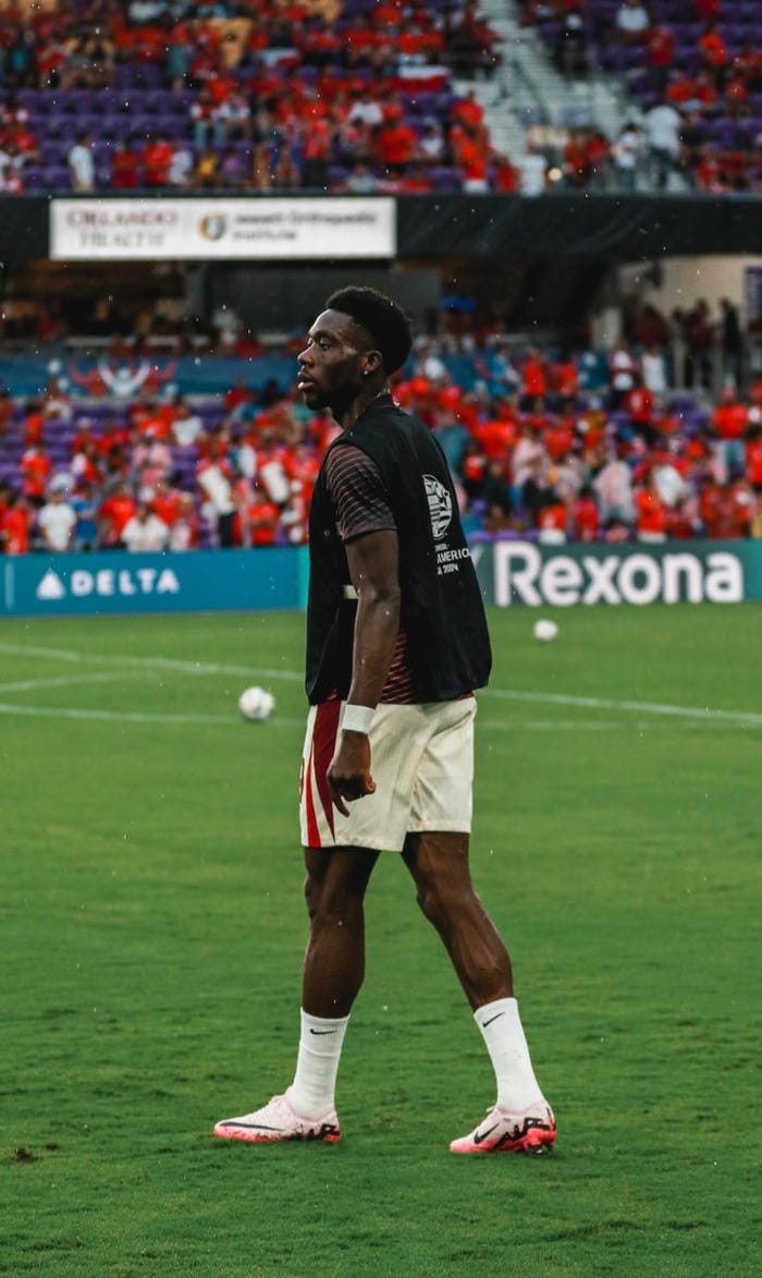 anh-alphonso-davies (25)