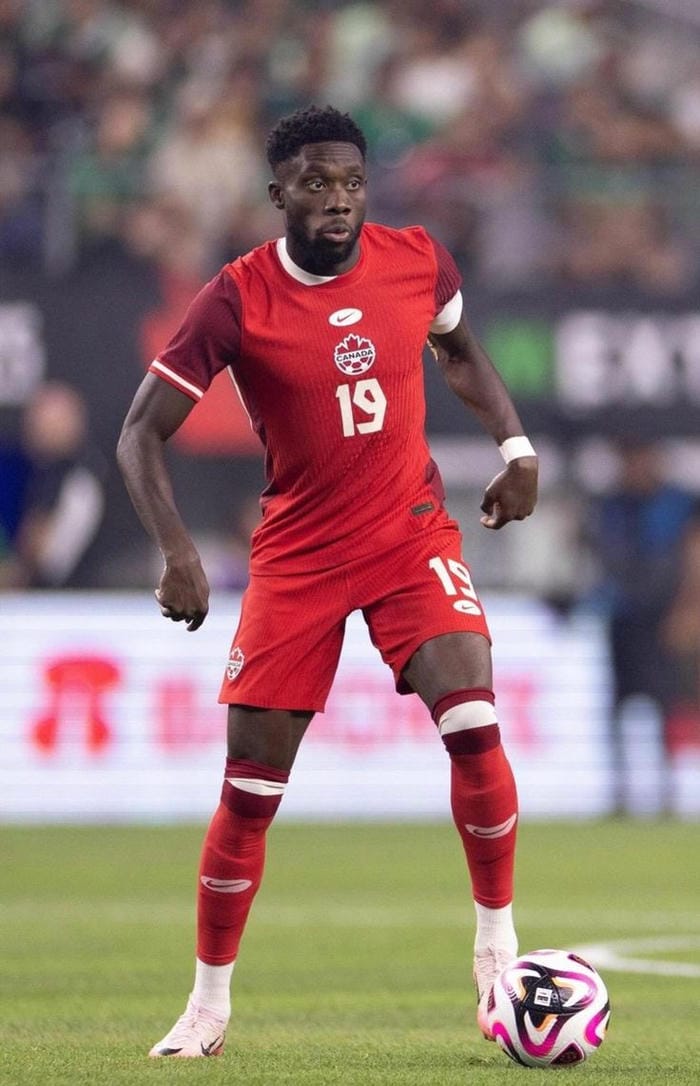 anh-alphonso-davies (27)