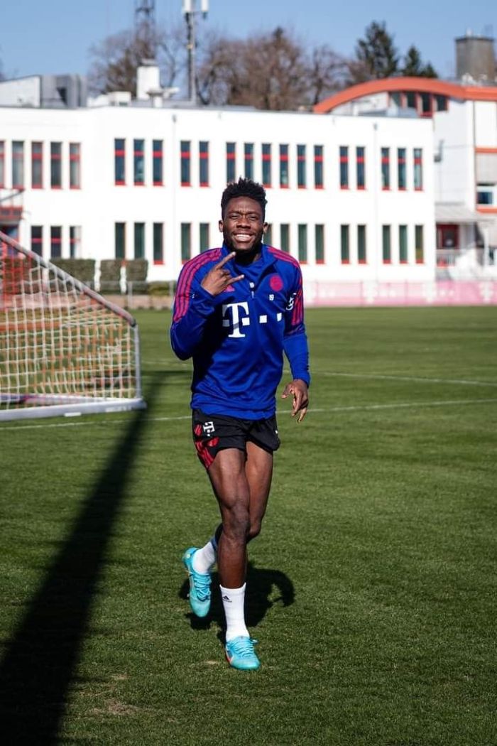 anh-alphonso-davies (30)