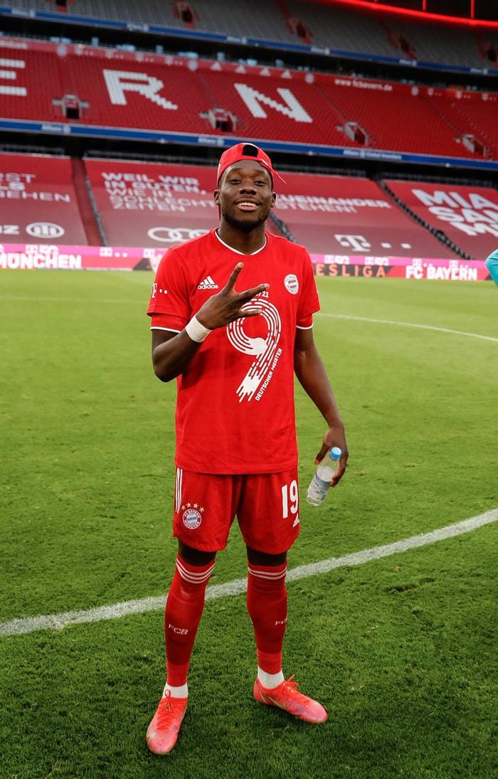 anh-alphonso-davies (4)