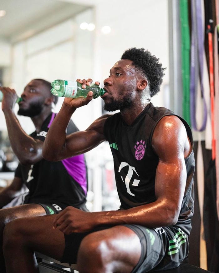 anh-alphonso-davies (7)