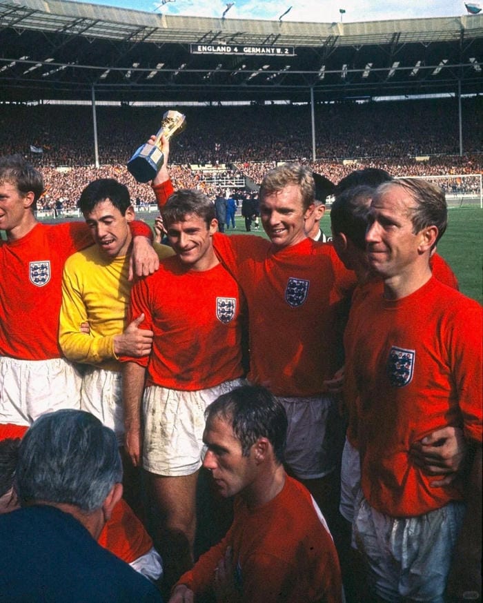 anh-bobby-charlton (1)