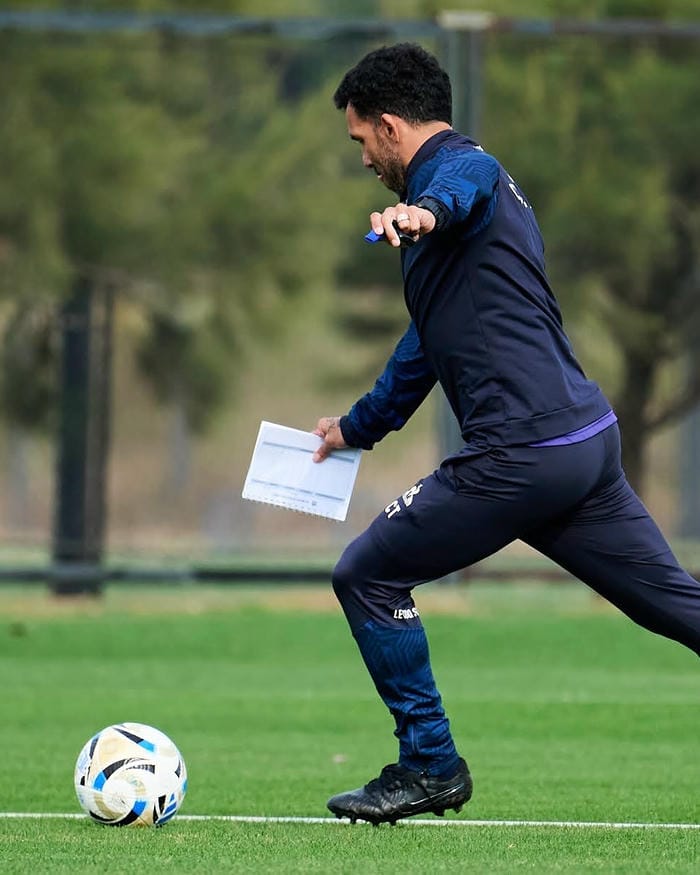 anh-carlos-tevez (29)