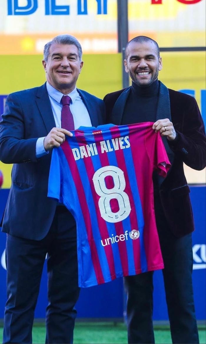 anh-dani-alves (9)