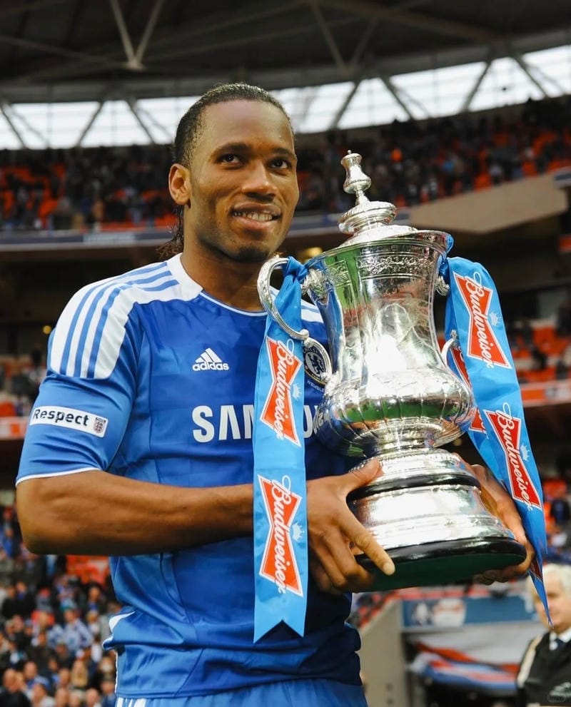 99+ Ảnh Didier Drogba huyền thoại Chelsea khiến fan bồi hồi nhớ lại